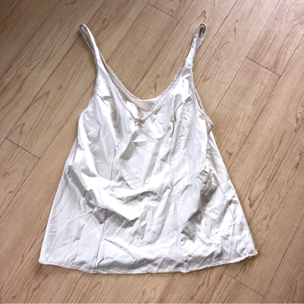 Gilligan & O'Malley Ivory Lace-Trim Slip Tank